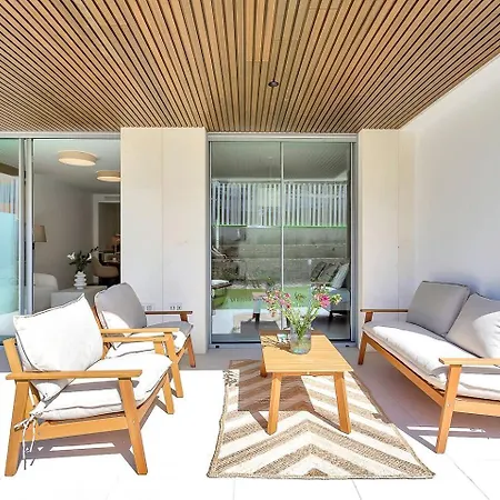 아파트 Beachside Retreat W Pool, Gym & Terrace